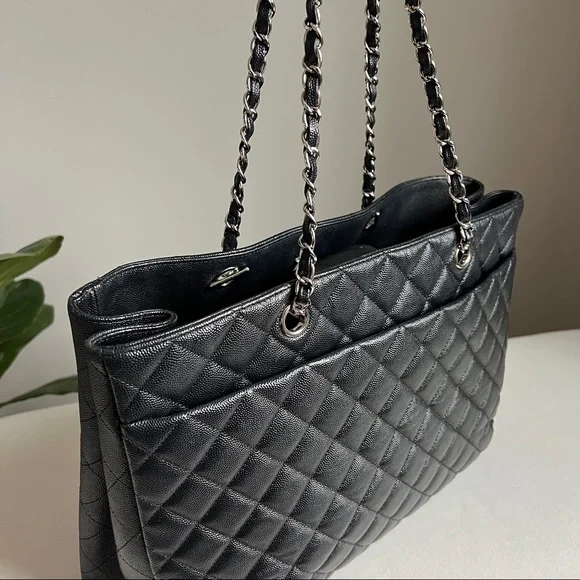 SOLD 🤩 Chanel shopper grain leather tote - Picture 4 of 16